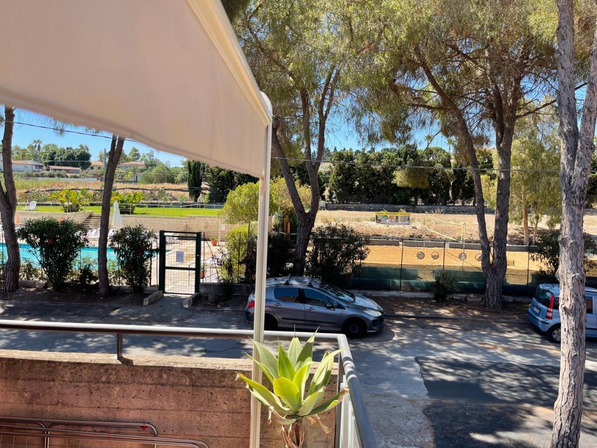 Le Ville 1 Costa Saracena อันโญเน บันญี ภายนอก รูปภาพ