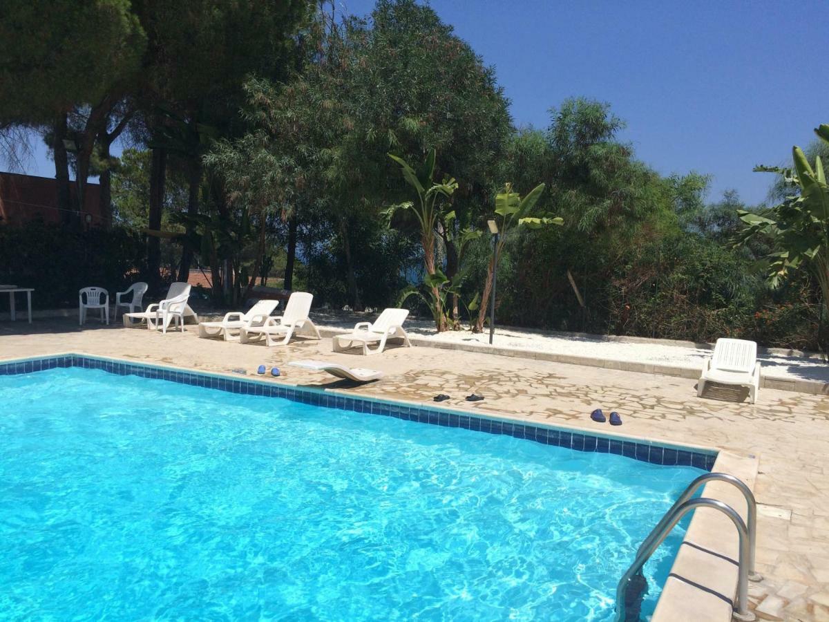 Le Ville 1 Costa Saracena อันโญเน บันญี ภายนอก รูปภาพ