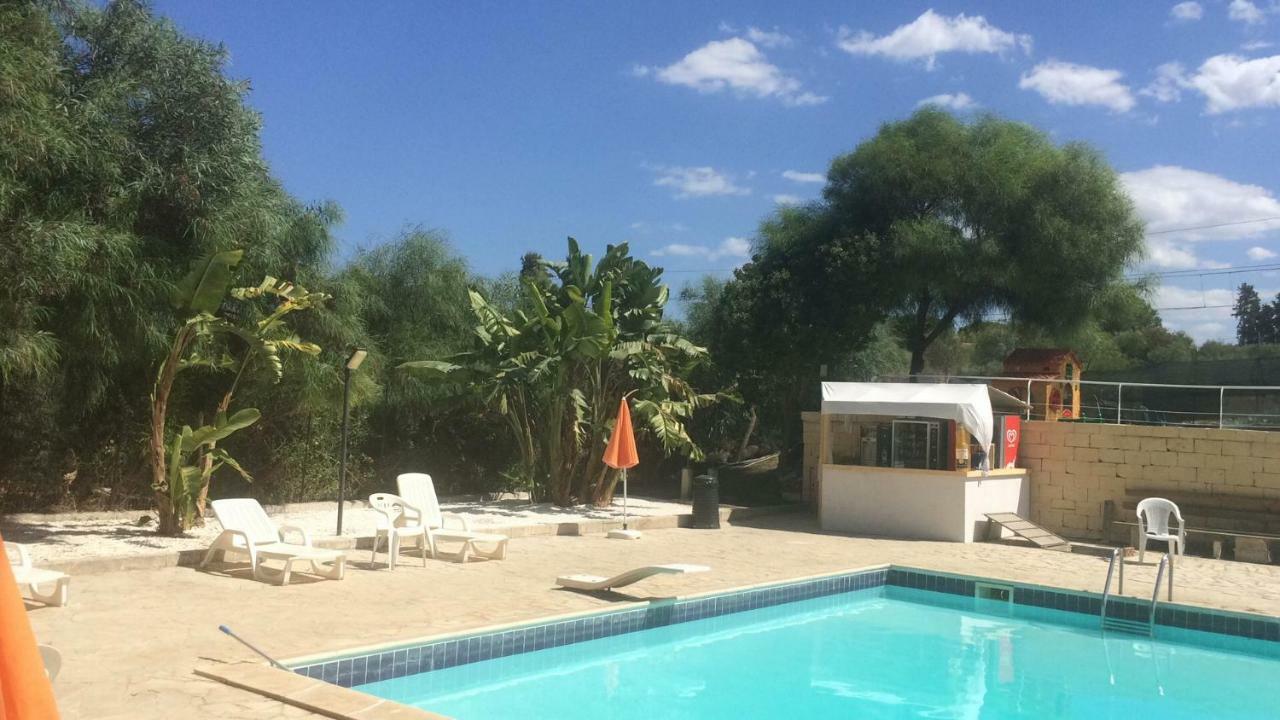 Le Ville 1 Costa Saracena อันโญเน บันญี ภายนอก รูปภาพ