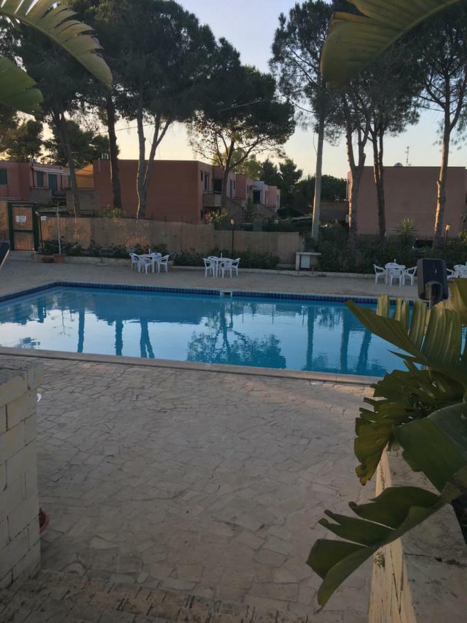 Le Ville 1 Costa Saracena อันโญเน บันญี ภายนอก รูปภาพ