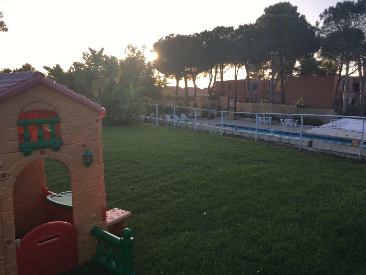Le Ville 1 Costa Saracena อันโญเน บันญี ภายนอก รูปภาพ